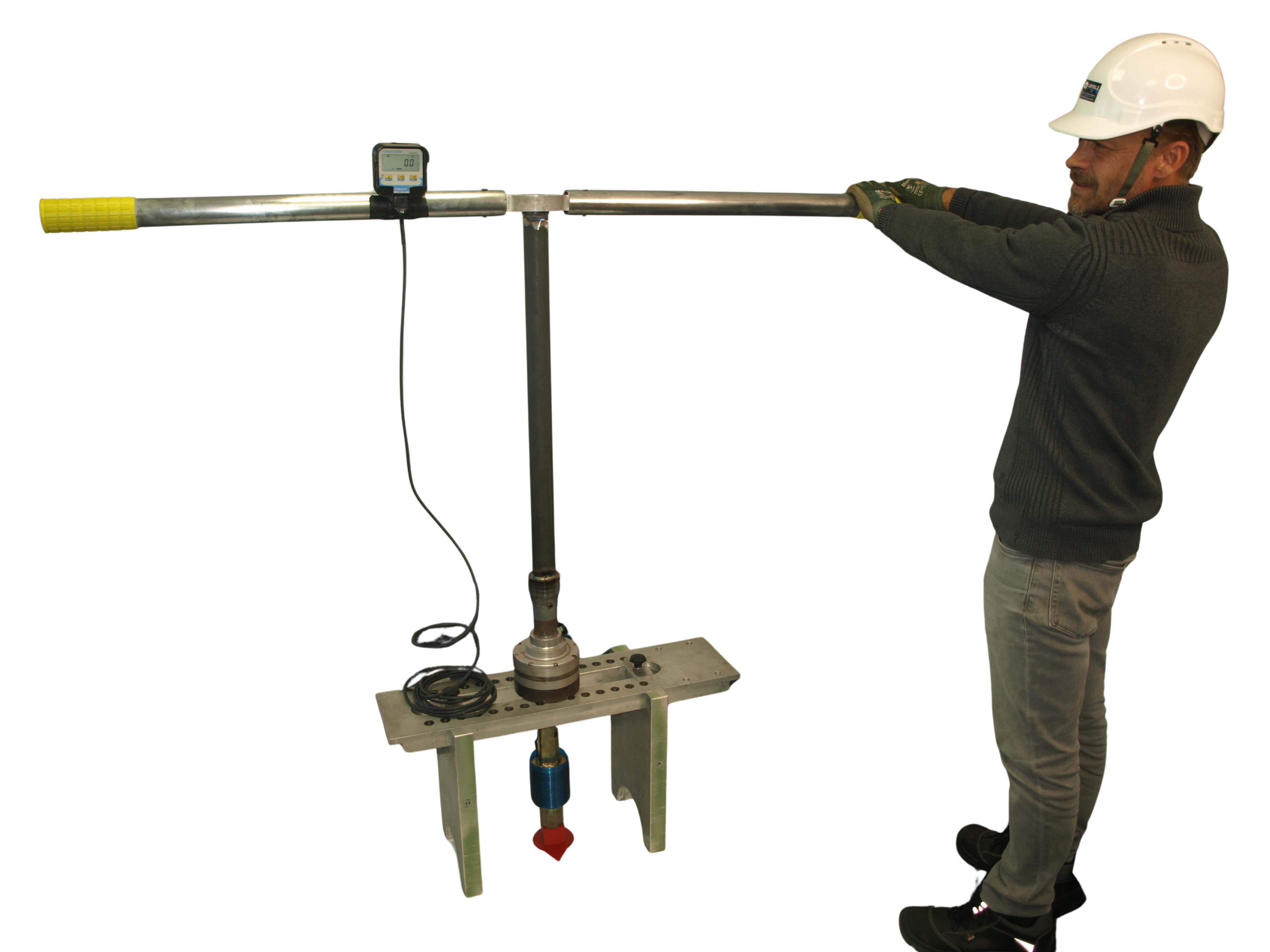 Opérateur utilisant la clé de manœuvre WATERO CdMD 30-80 sur réseau industriel